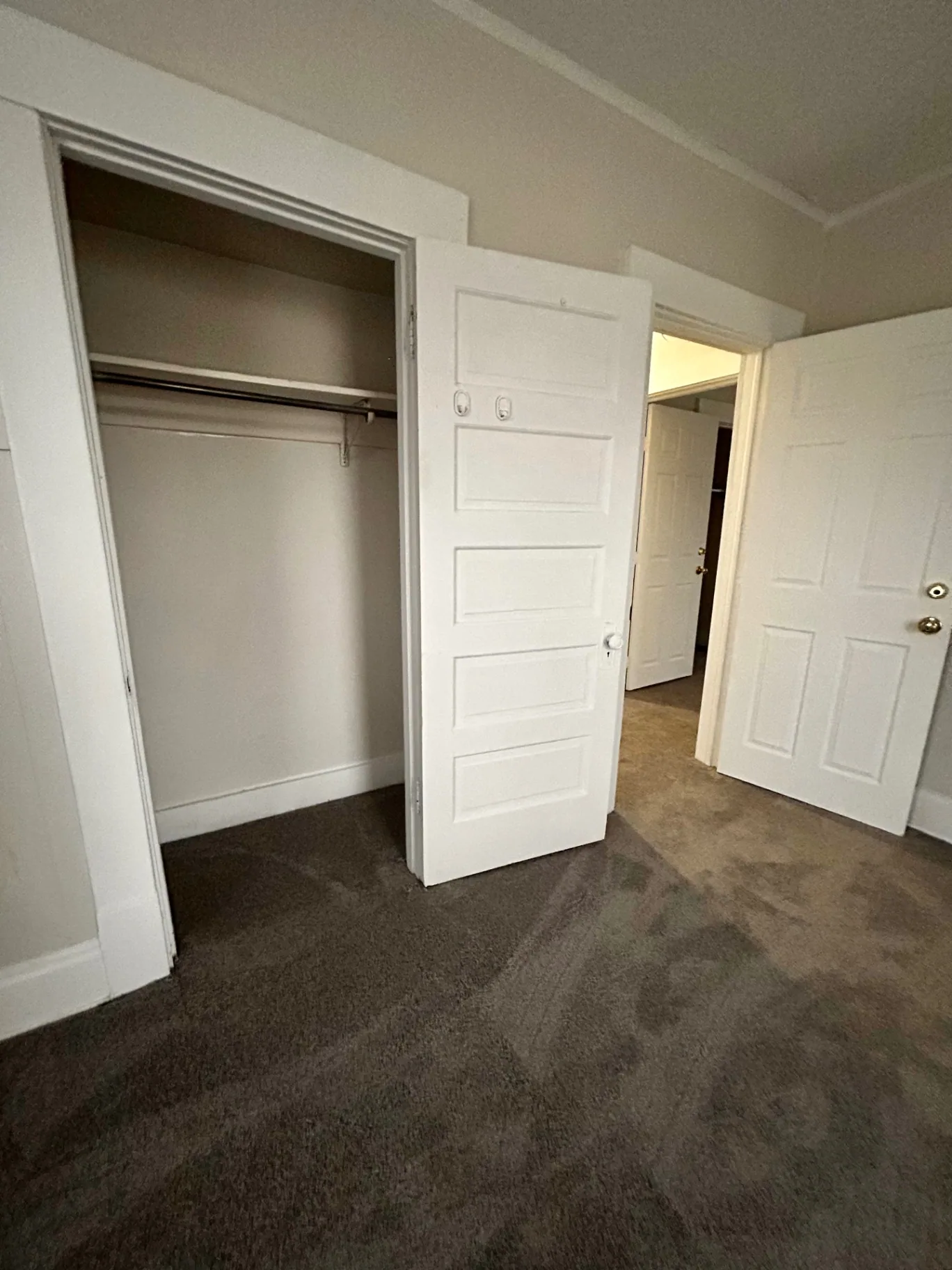 68 E Patterson Ave. bedroom with open reach-in closet and original paneled doors
